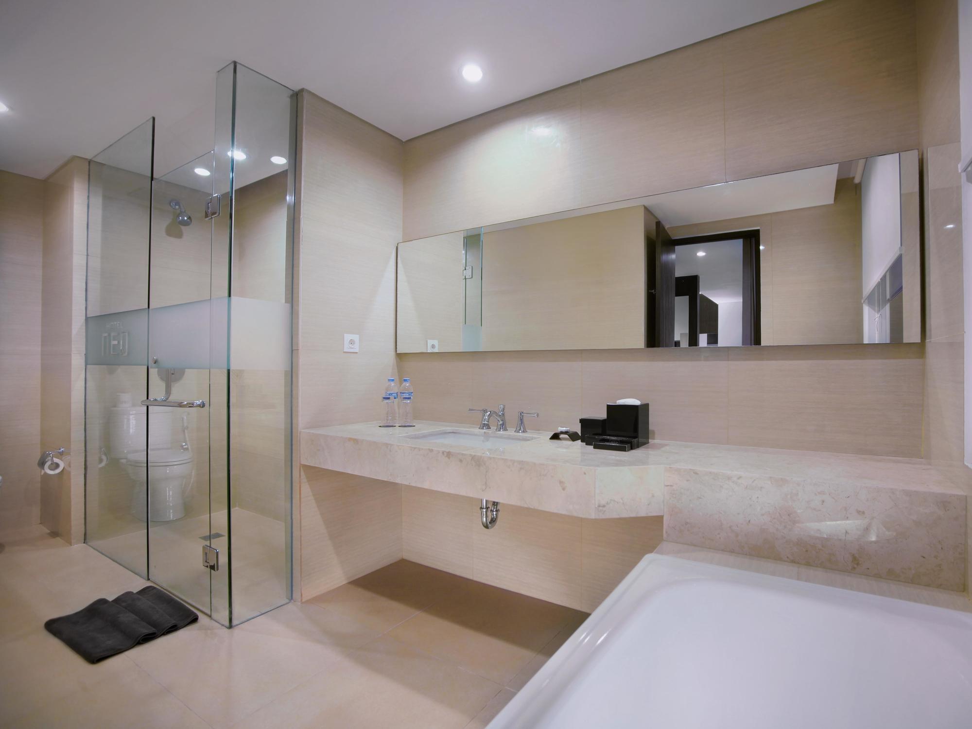 Neo Denpasar By Aston Hotel Exterior photo